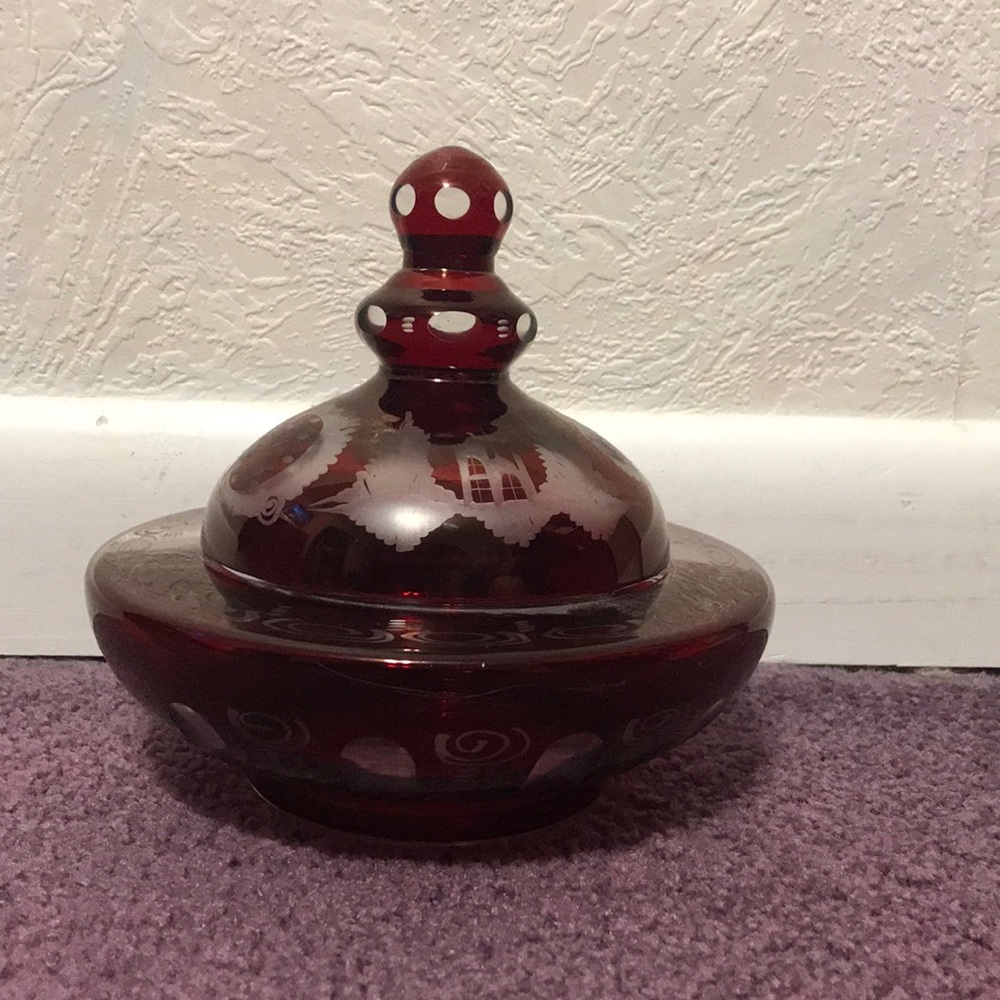 Vintage ruby crystal candy trinket dish etched - Picture 1 of 12
